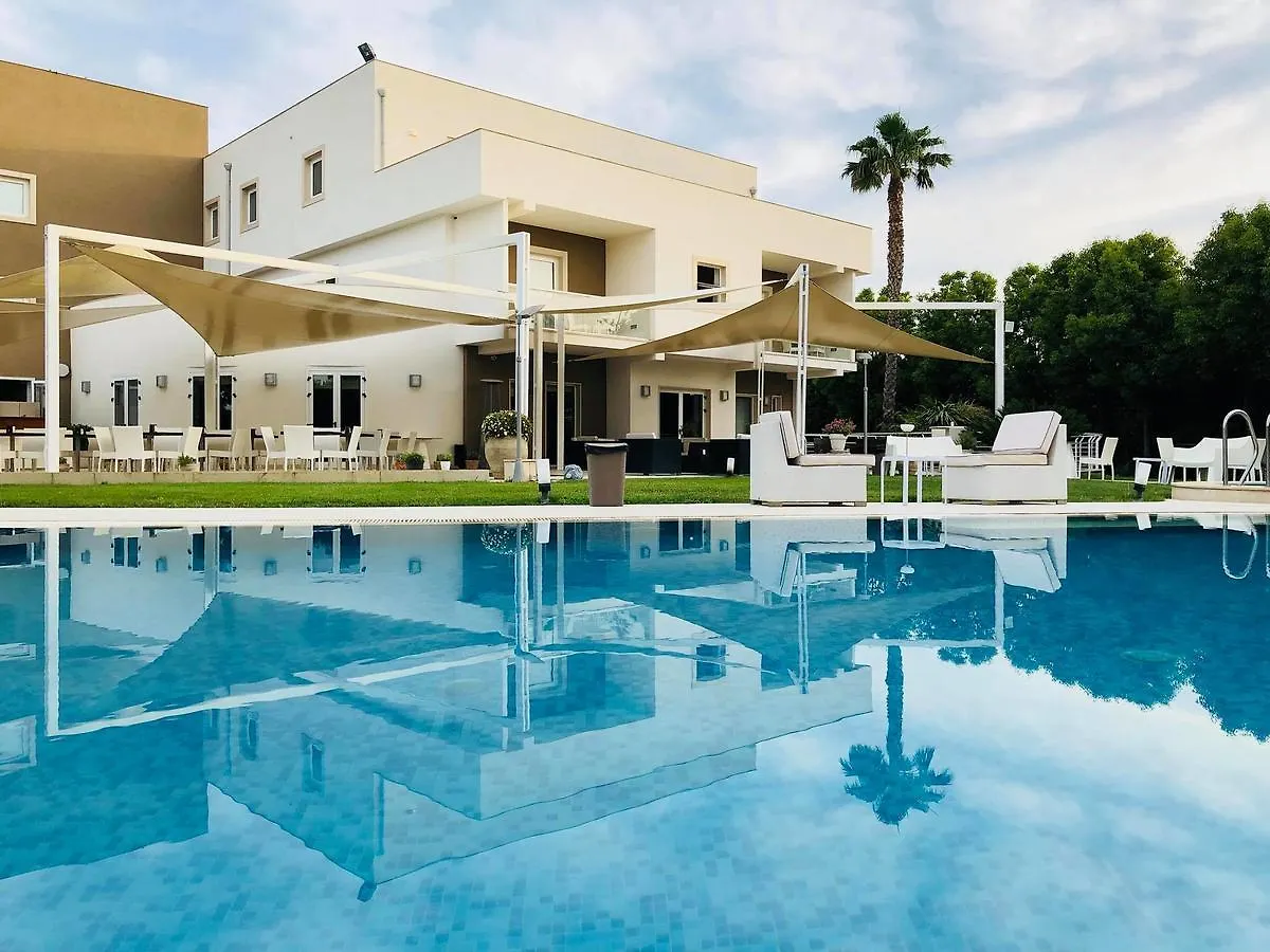 Modica Palace Hotel 4*,  Италия